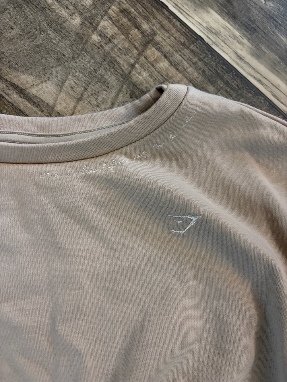 Gymshark x Whitney Simmons Cropped Crewneck Sweatshirt Size Small - Picture 2 of 5